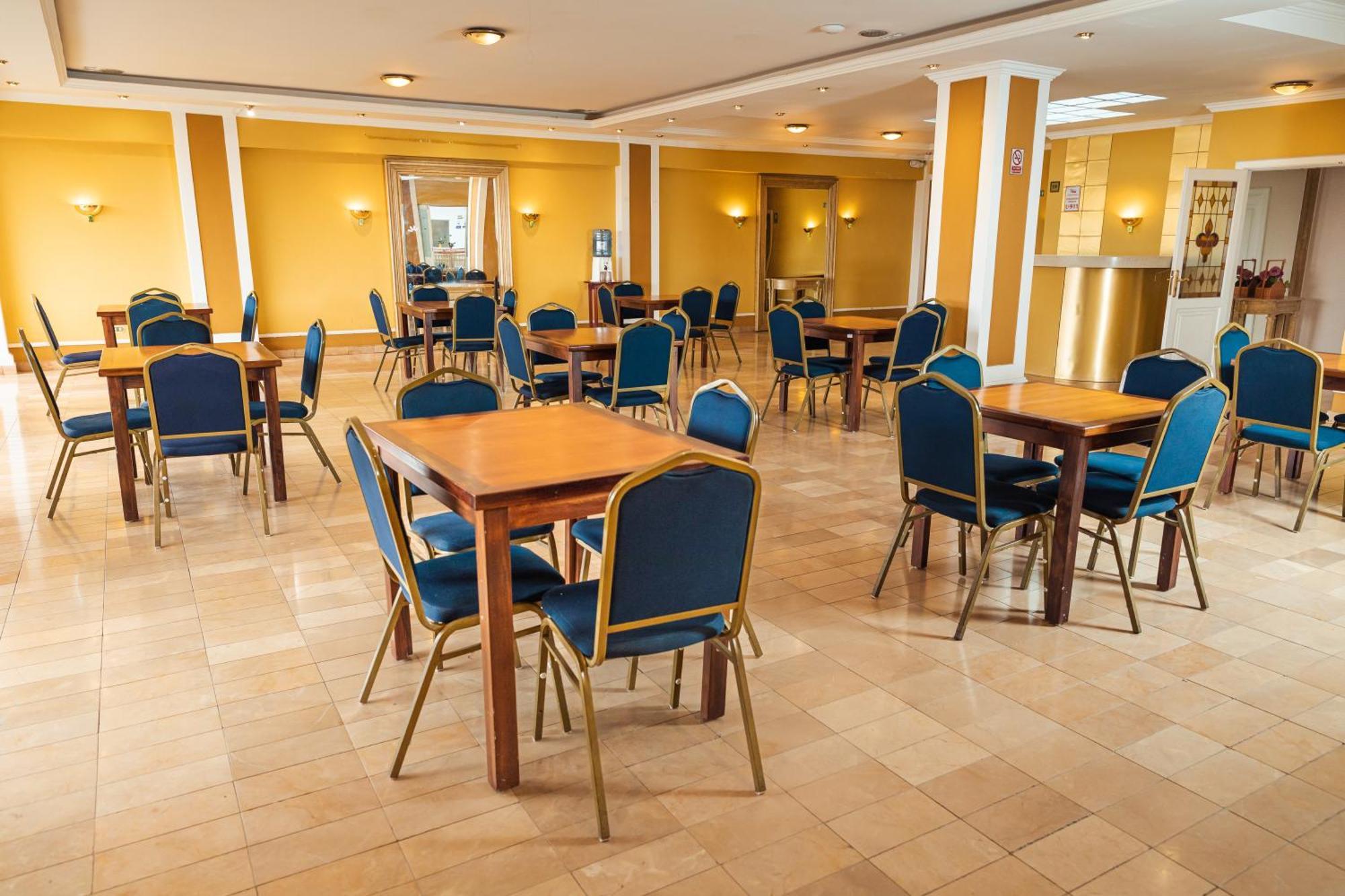 Libertador 4* Loja