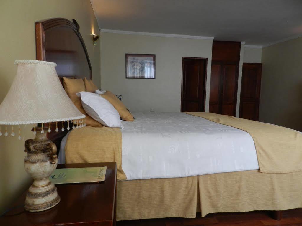 Libertador 4* Loja